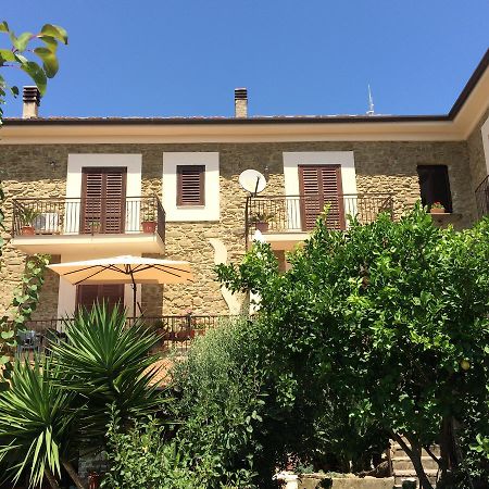 Pozzo Medievale Prignano Cilento Eksteriør billede