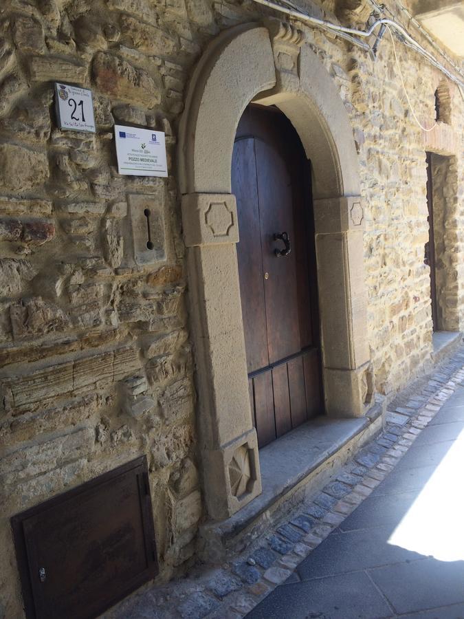 Pozzo Medievale Prignano Cilento Eksteriør billede