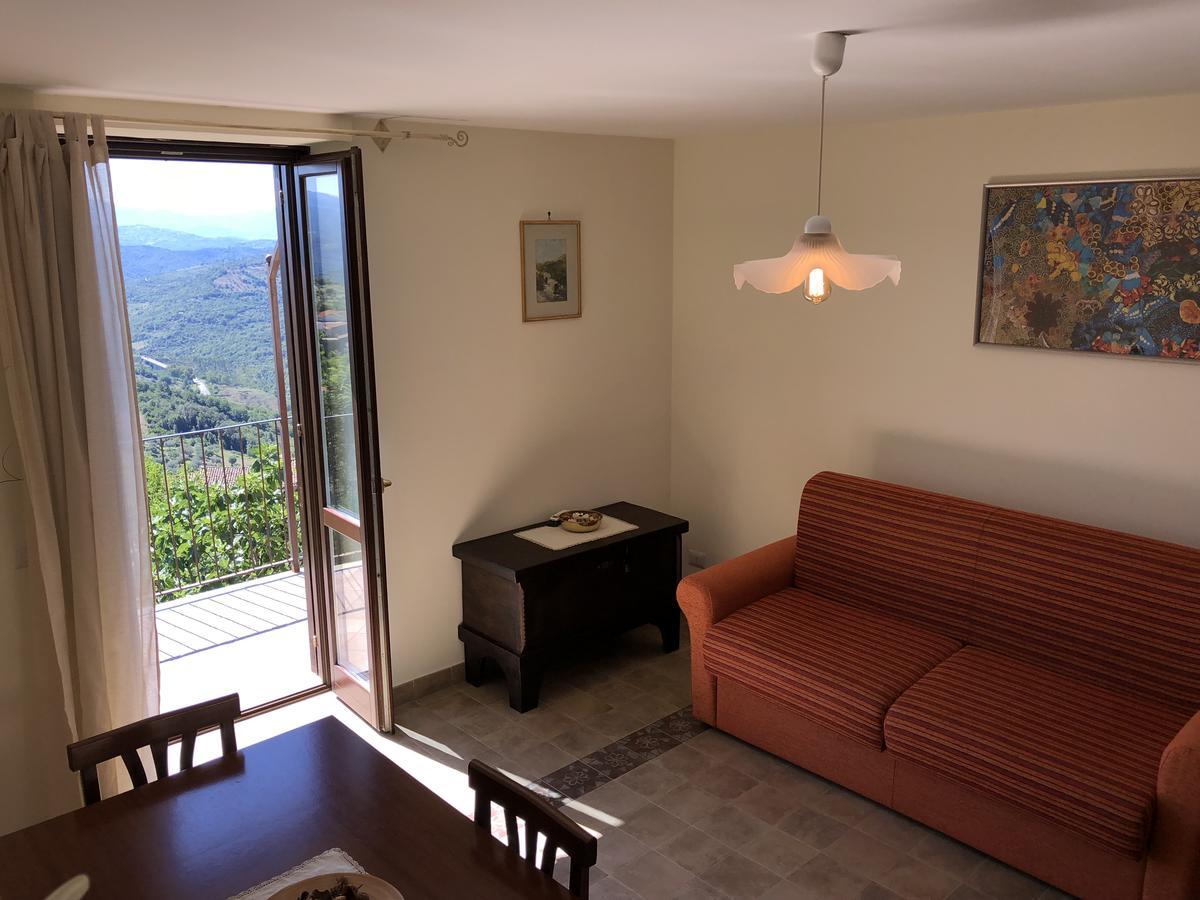 Pozzo Medievale Prignano Cilento Eksteriør billede